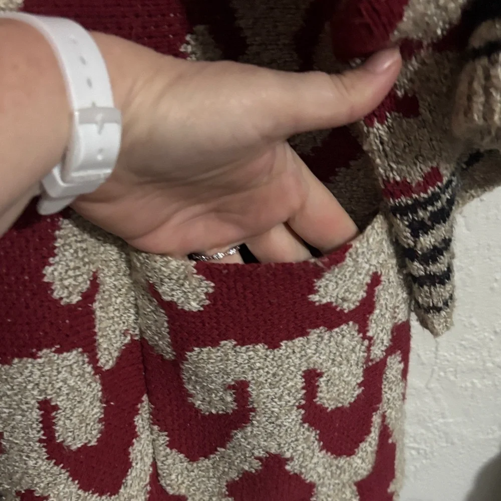 Lucky Brand Burgundy and Cream Cardigan - Picture 4 of 5